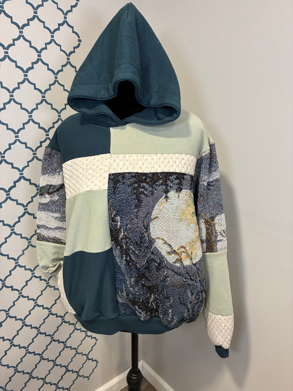 Full Moon Sweatshirt (L)