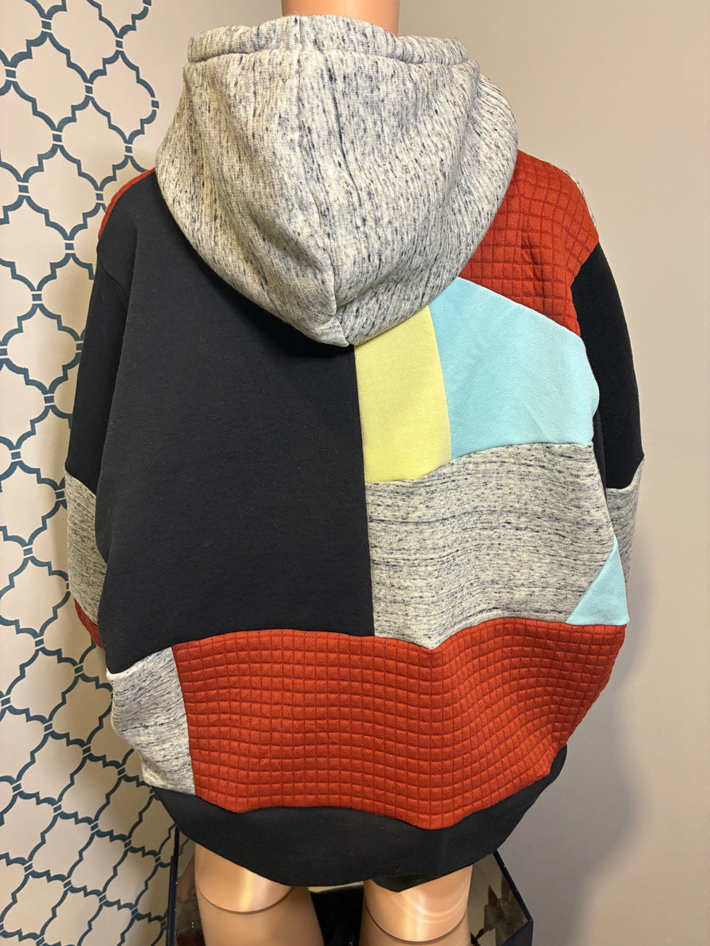 Perk Nostalgia Hoodie (XL) (SOLD)
