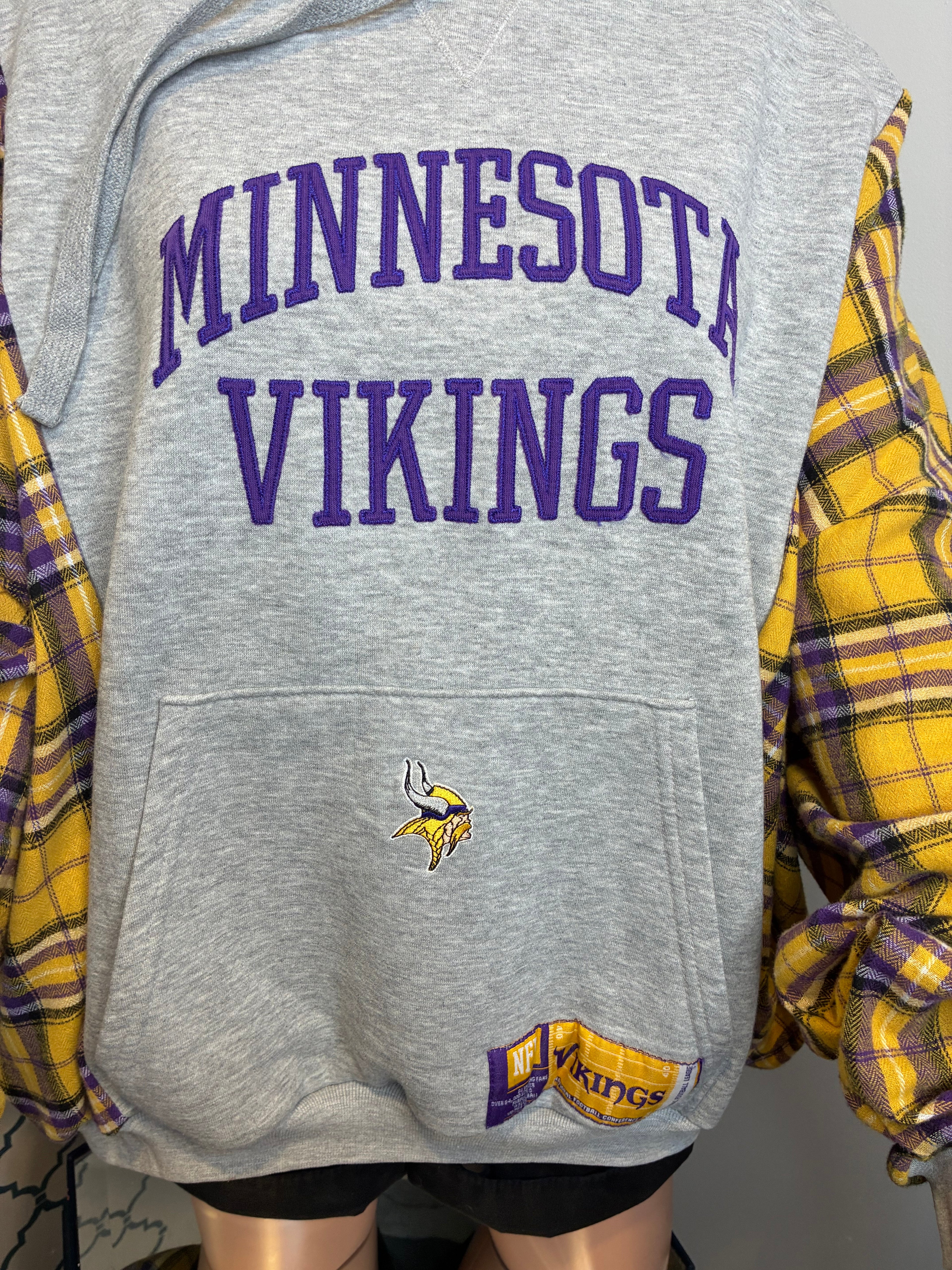 Sports Fan Hoodie (L-XXL) (SOLD)