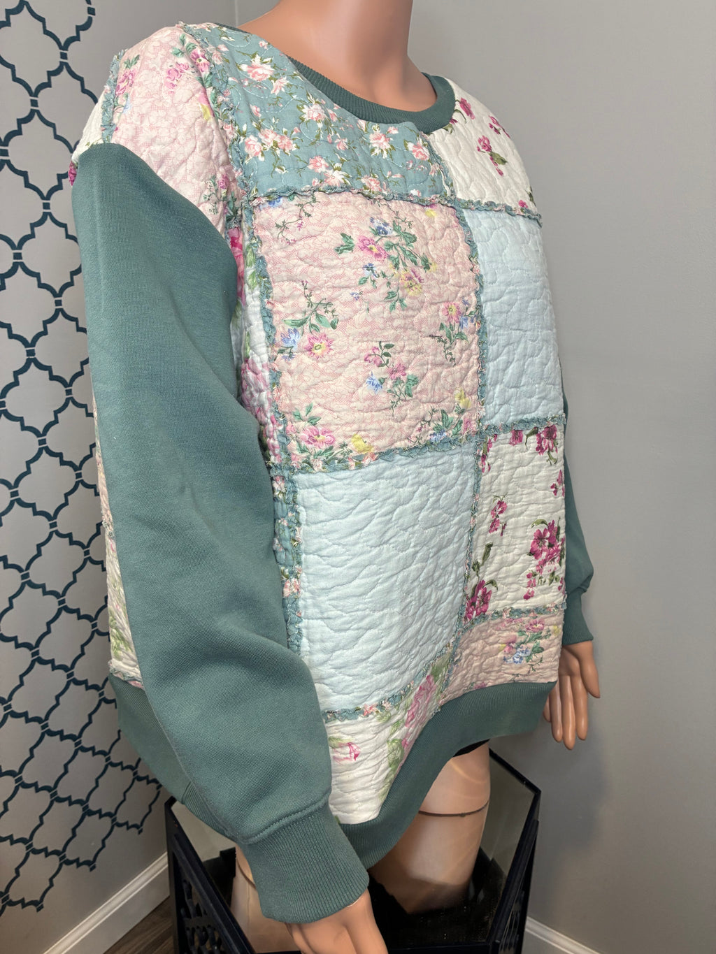 Pastel Quilted Mashup Crewneck (XL)