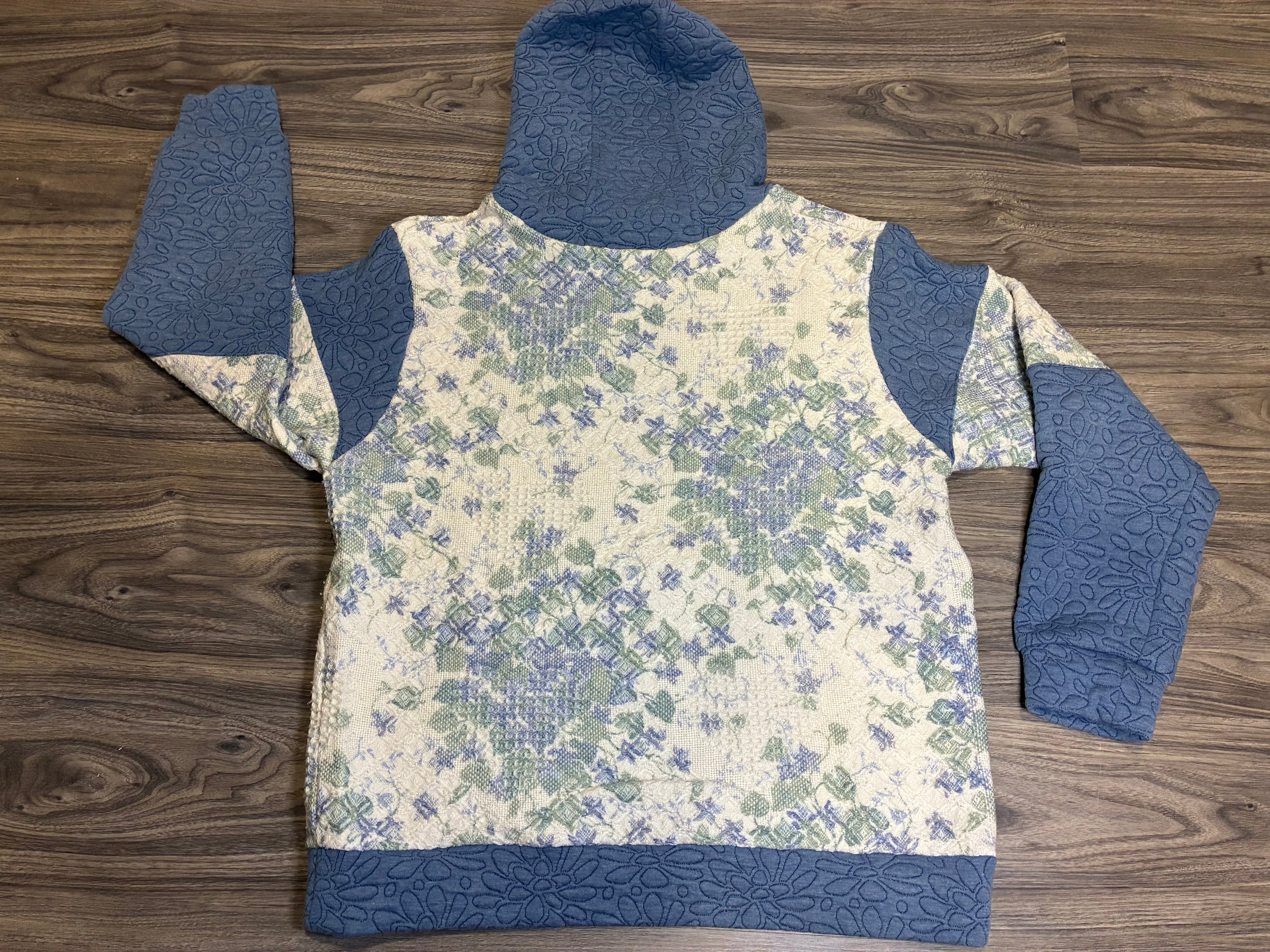 Blue blanket Sweatshirt (M)