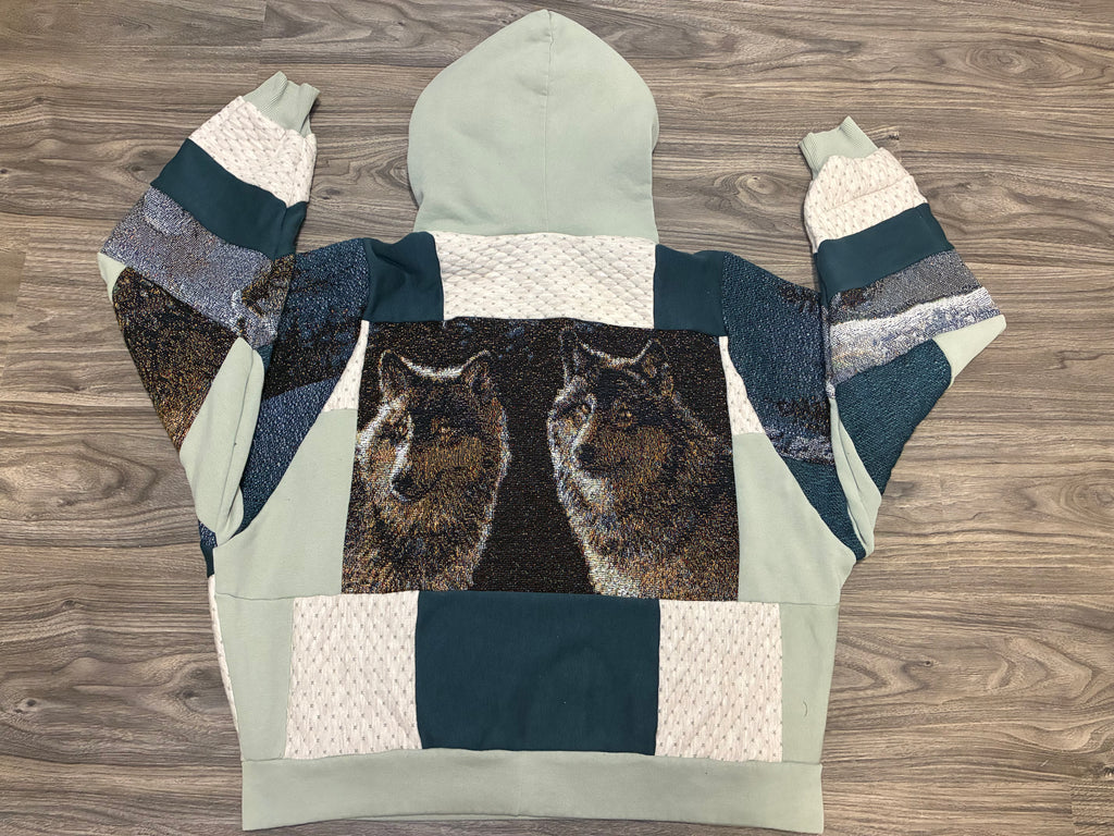 Evening Wolf Sweatshirt (L)