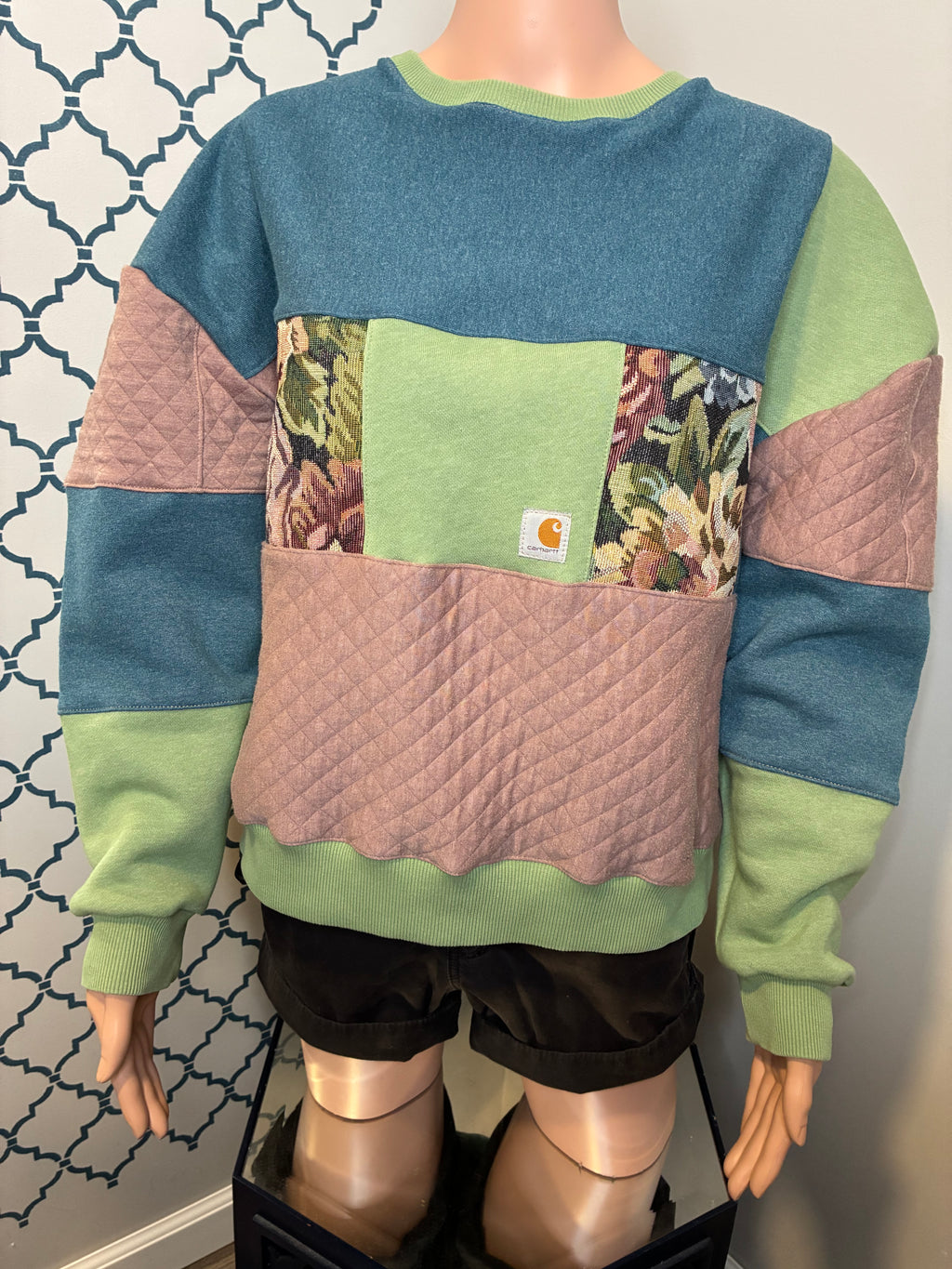 Aqua “Hartt” Cropped Crew Neck (M) (SOLD)
