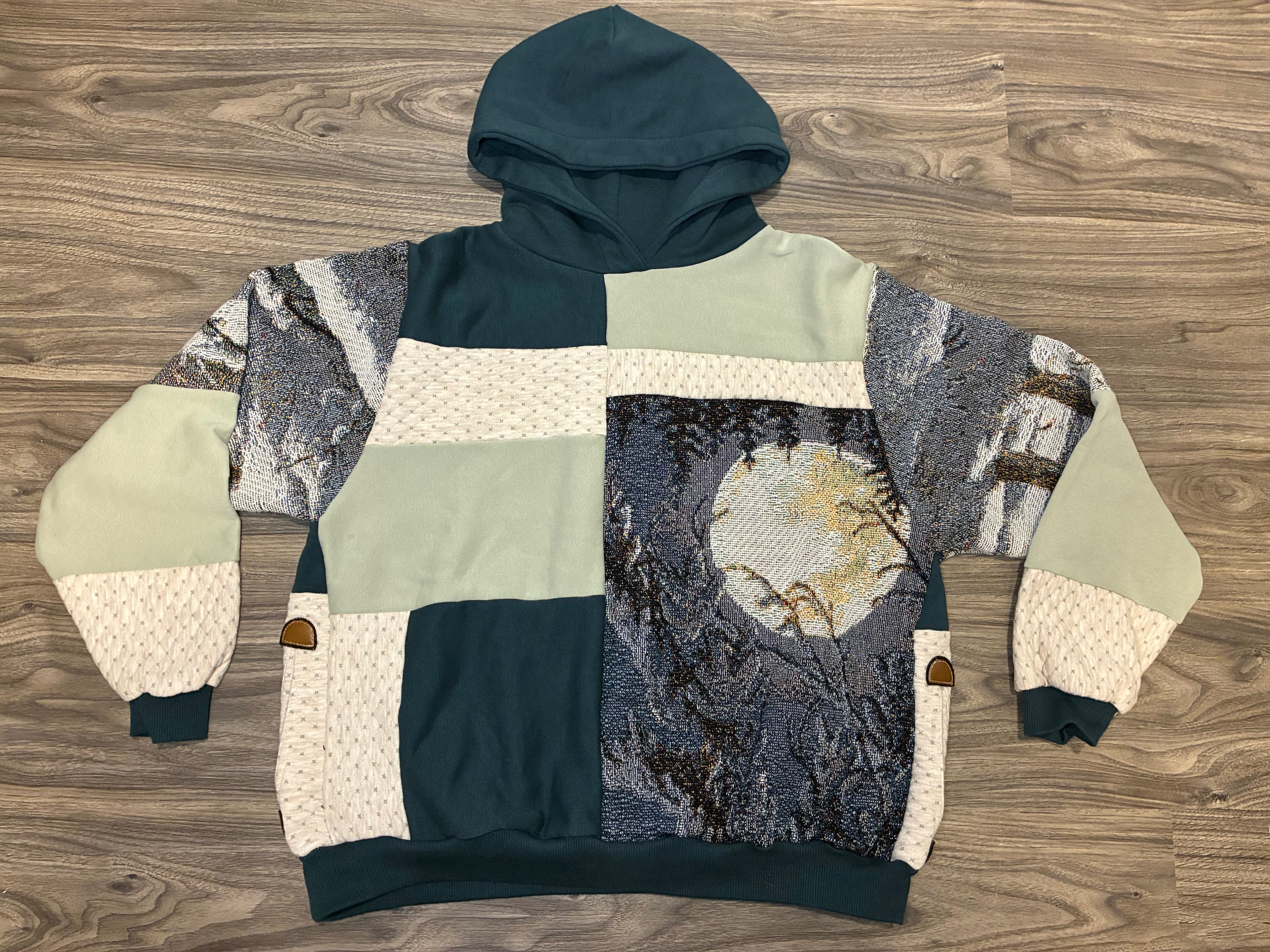 Full Moon Sweatshirt (L)
