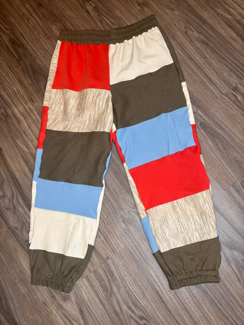 Psalm sweatsuit (Lg)