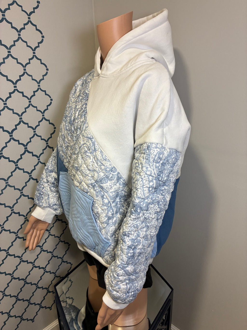 Blue Waves Hoodie (M)