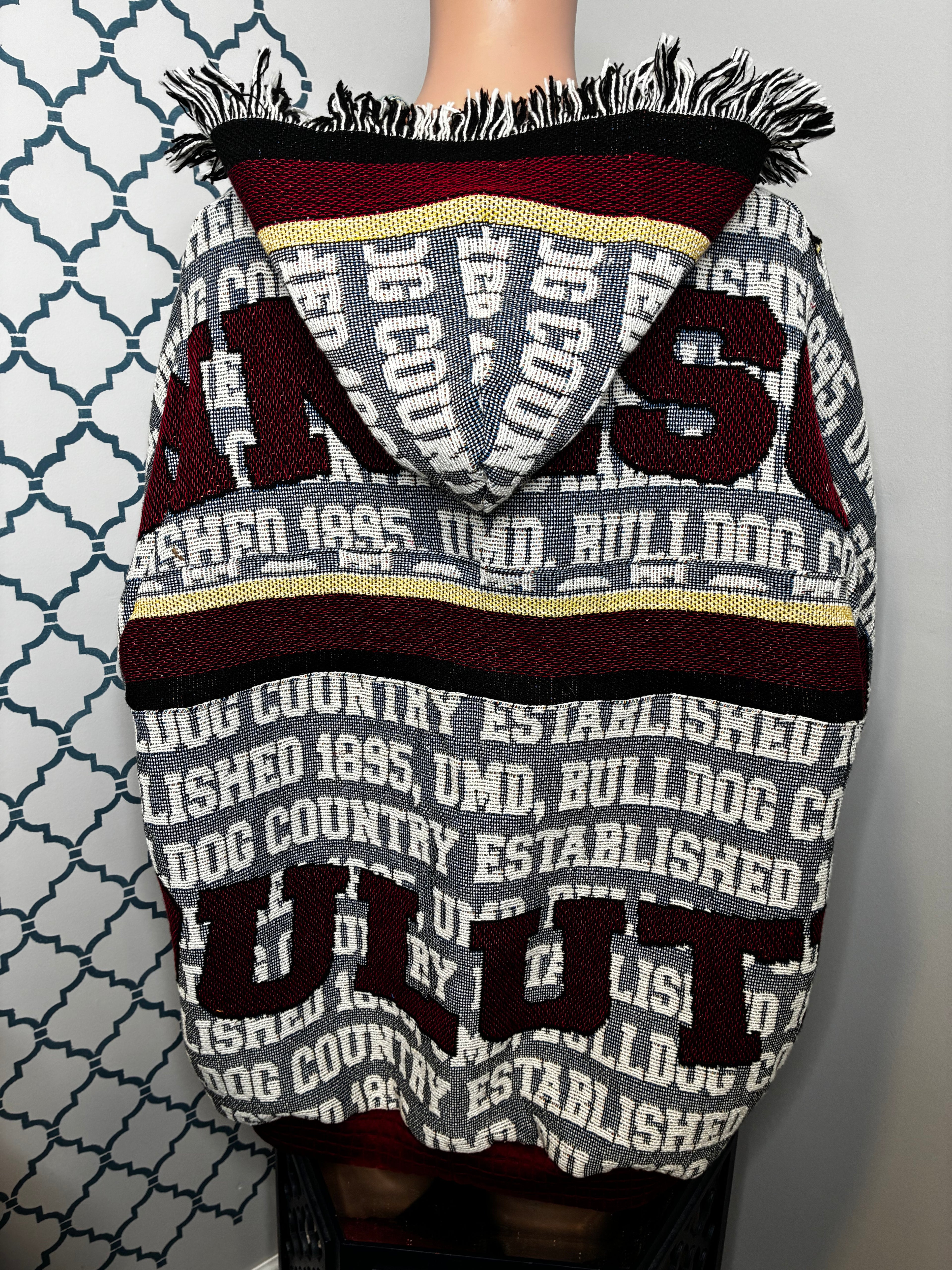 UMD Bulldogs Blanket Pullover (XL)