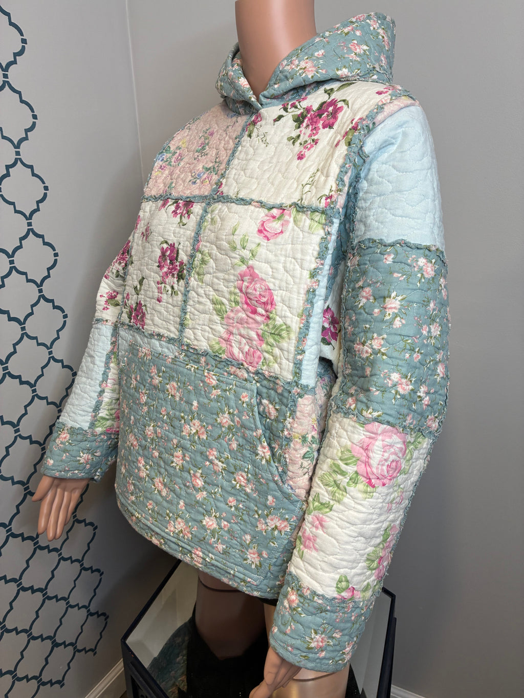 Pastel Quilted Hoodie (L)