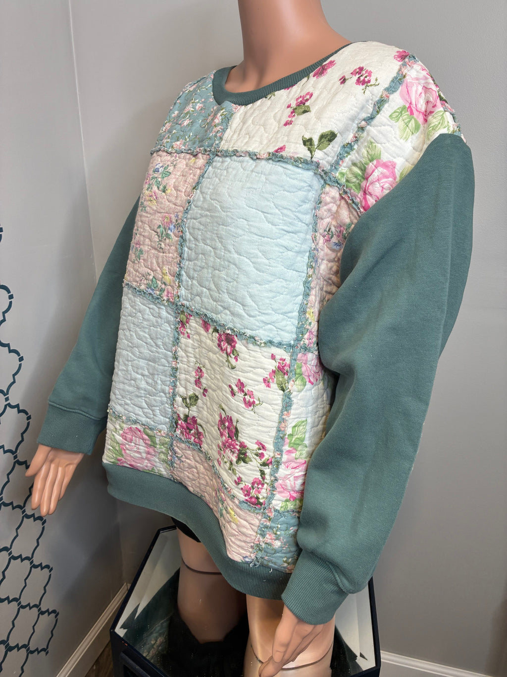 Pastel Quilted Mashup Crewneck (XL)