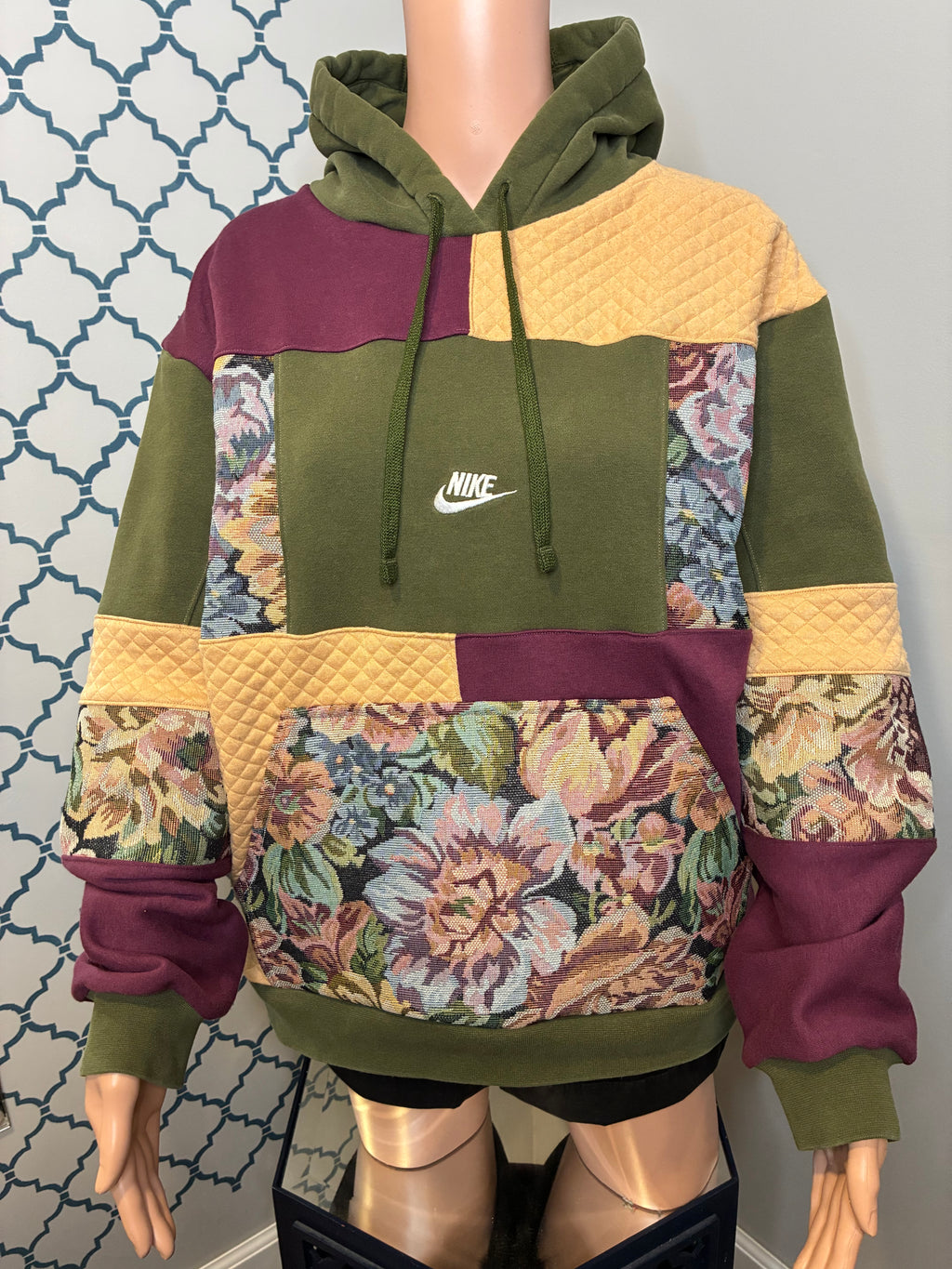 Wine and Spice Hoodie (L)