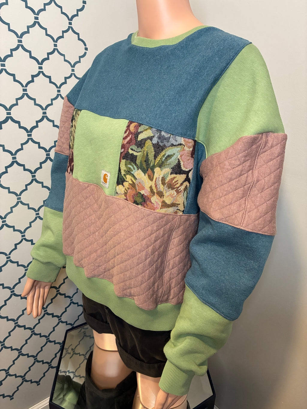 Aqua “Hartt” Cropped Crew Neck (M) (SOLD)