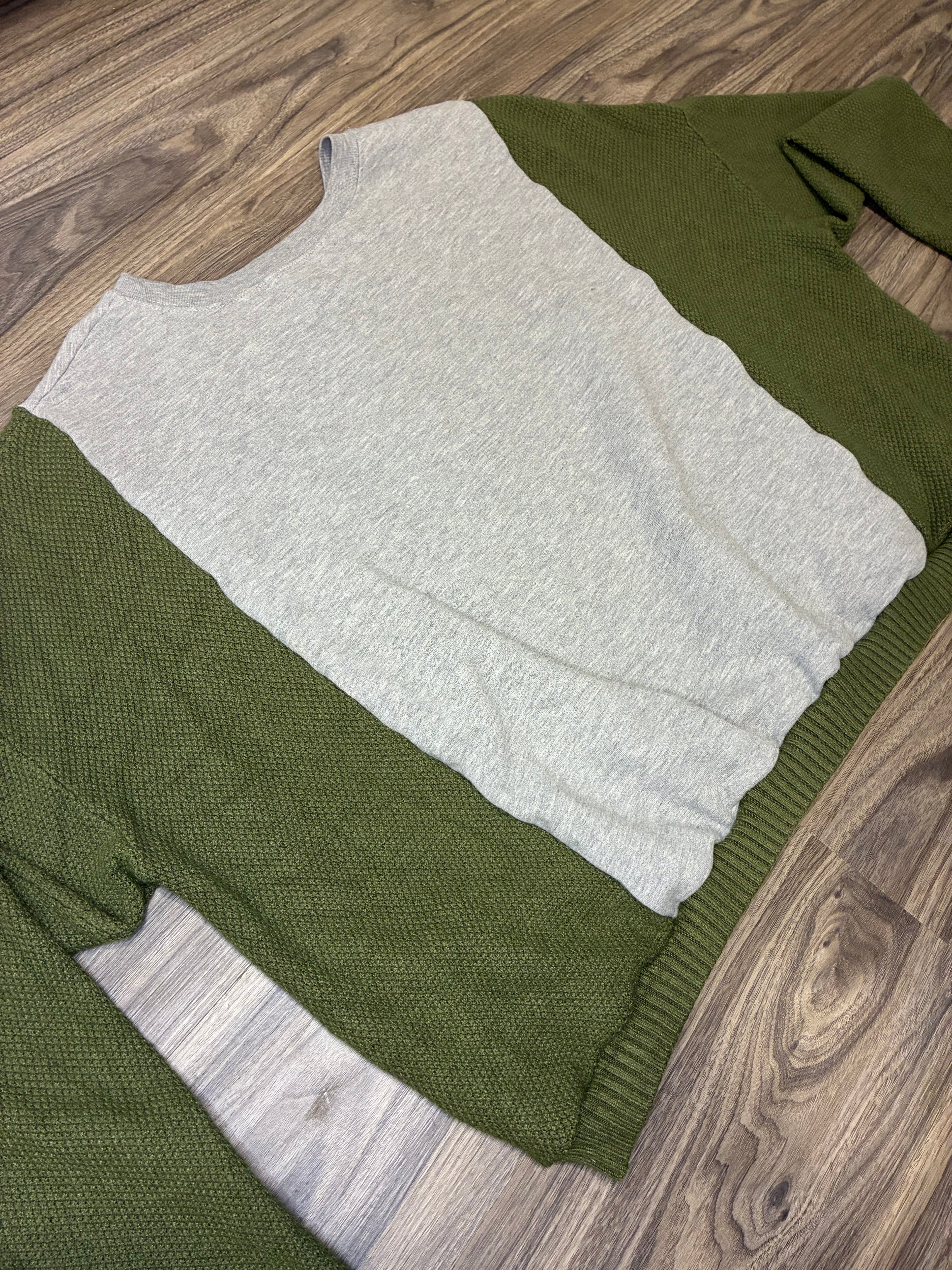 Honey Bees Sweater (XL) (SOLD)