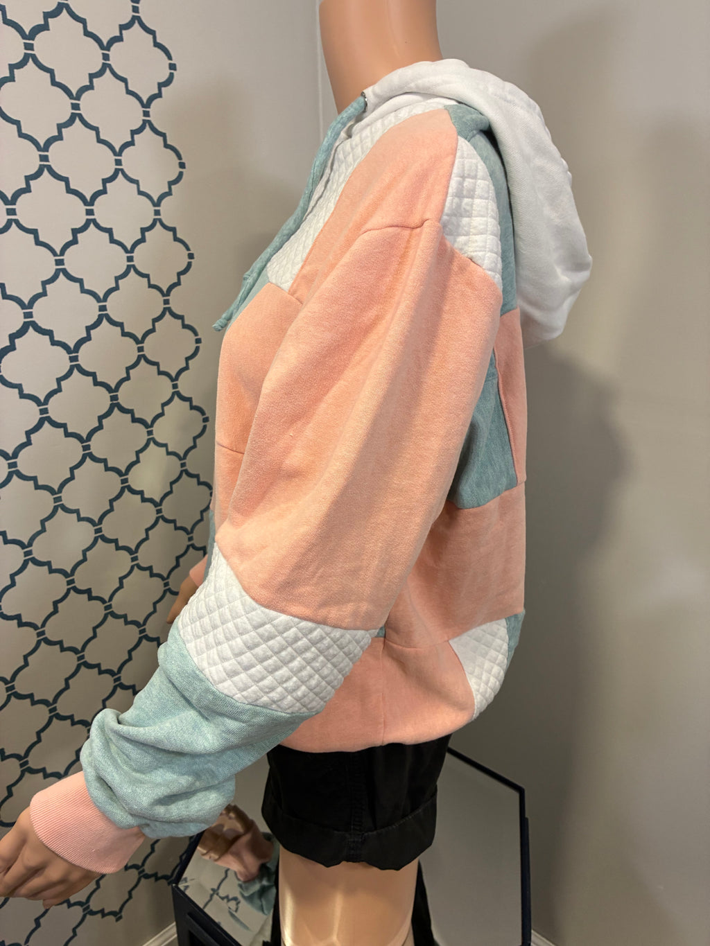 Peachy-keen Sweatshirt (M)