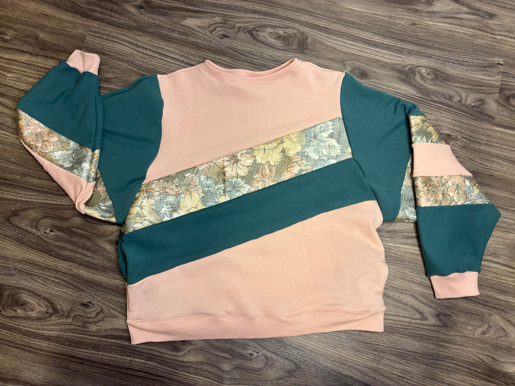Mama’s Retro Crew Neck (L) (SOLD)