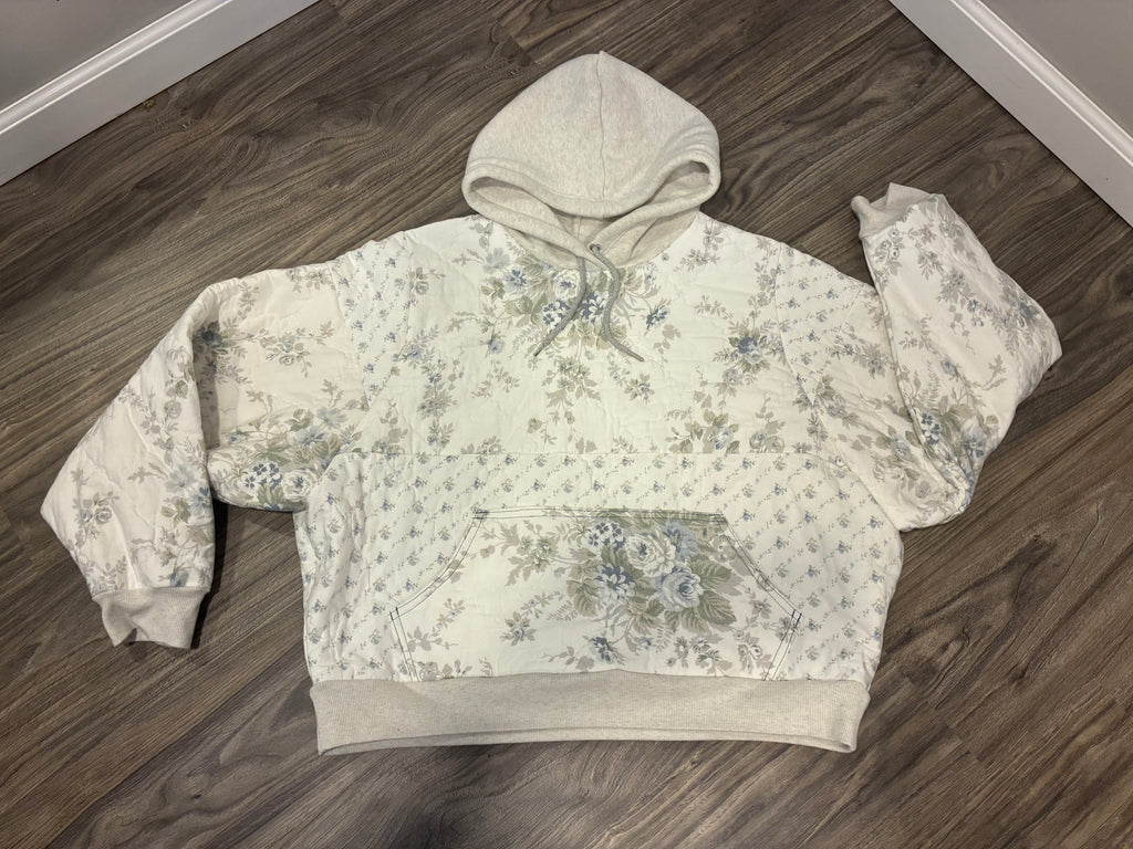 Quilted Cream Sweatshirt (M) (SOLD)