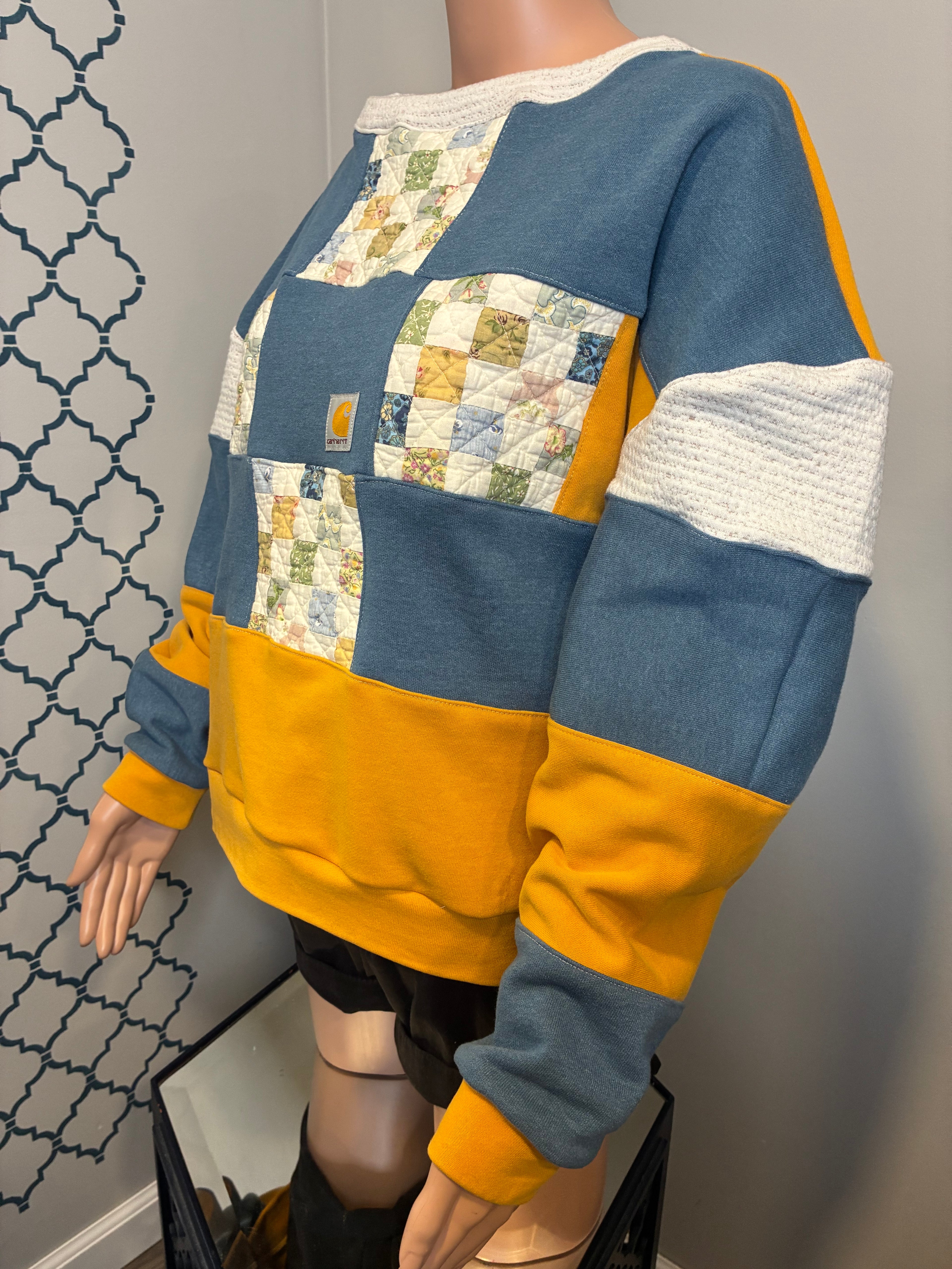 Quilt Block Crewneck (M)