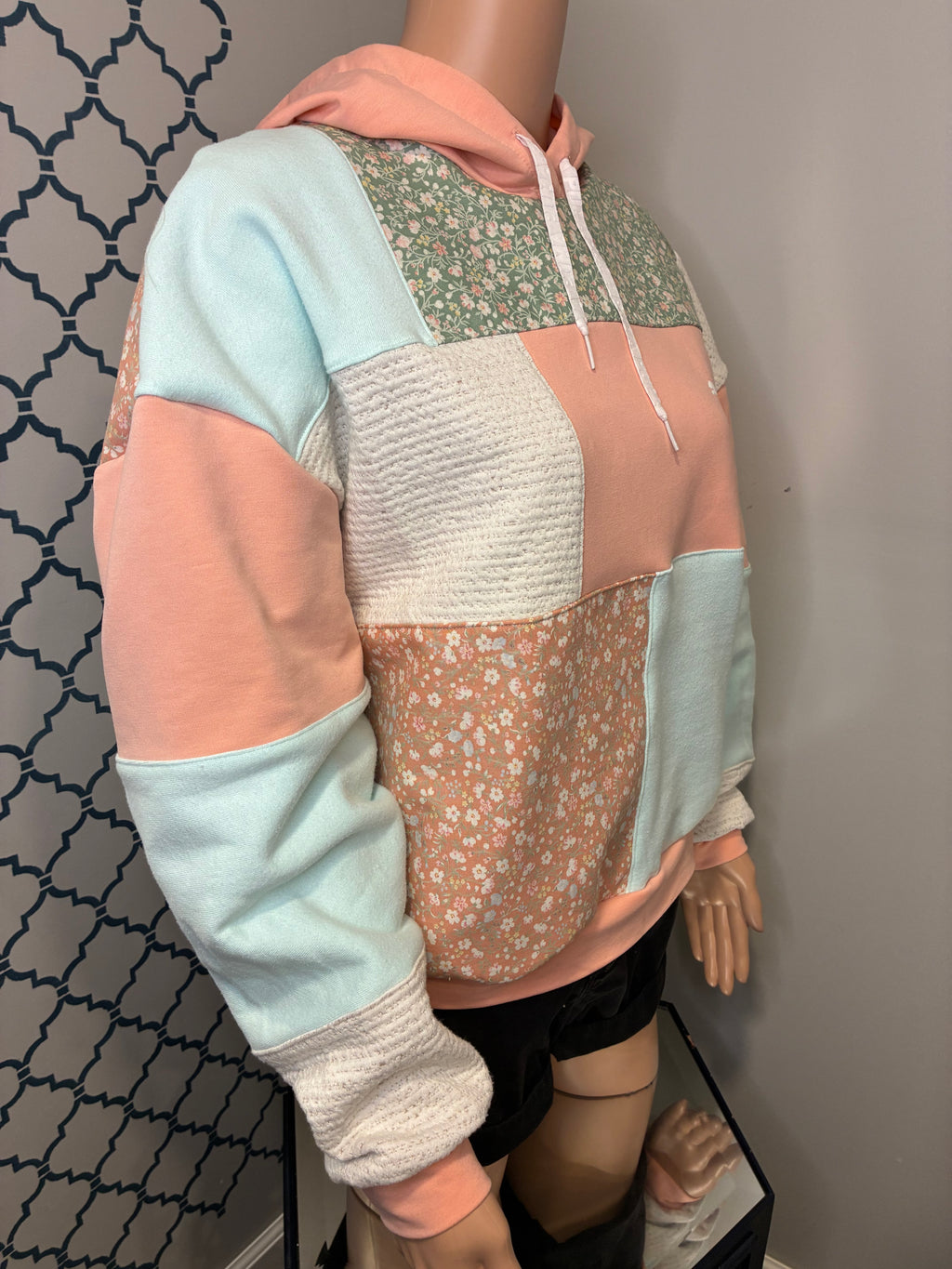 Vintage Swatch Cropped Hoodie (Sm)