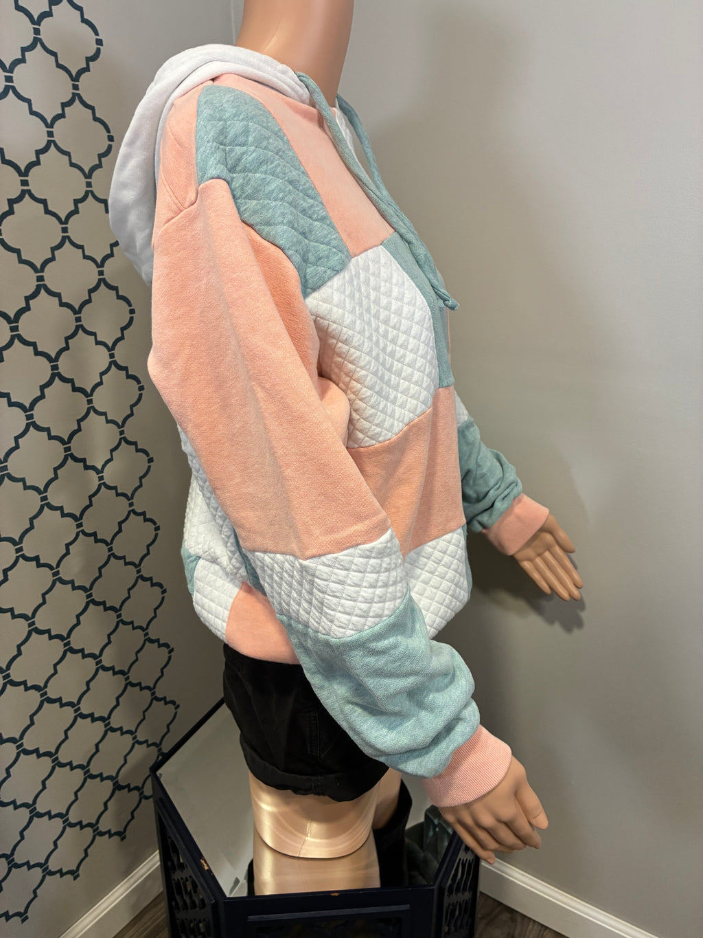 Peachy-keen Sweatshirt (M)