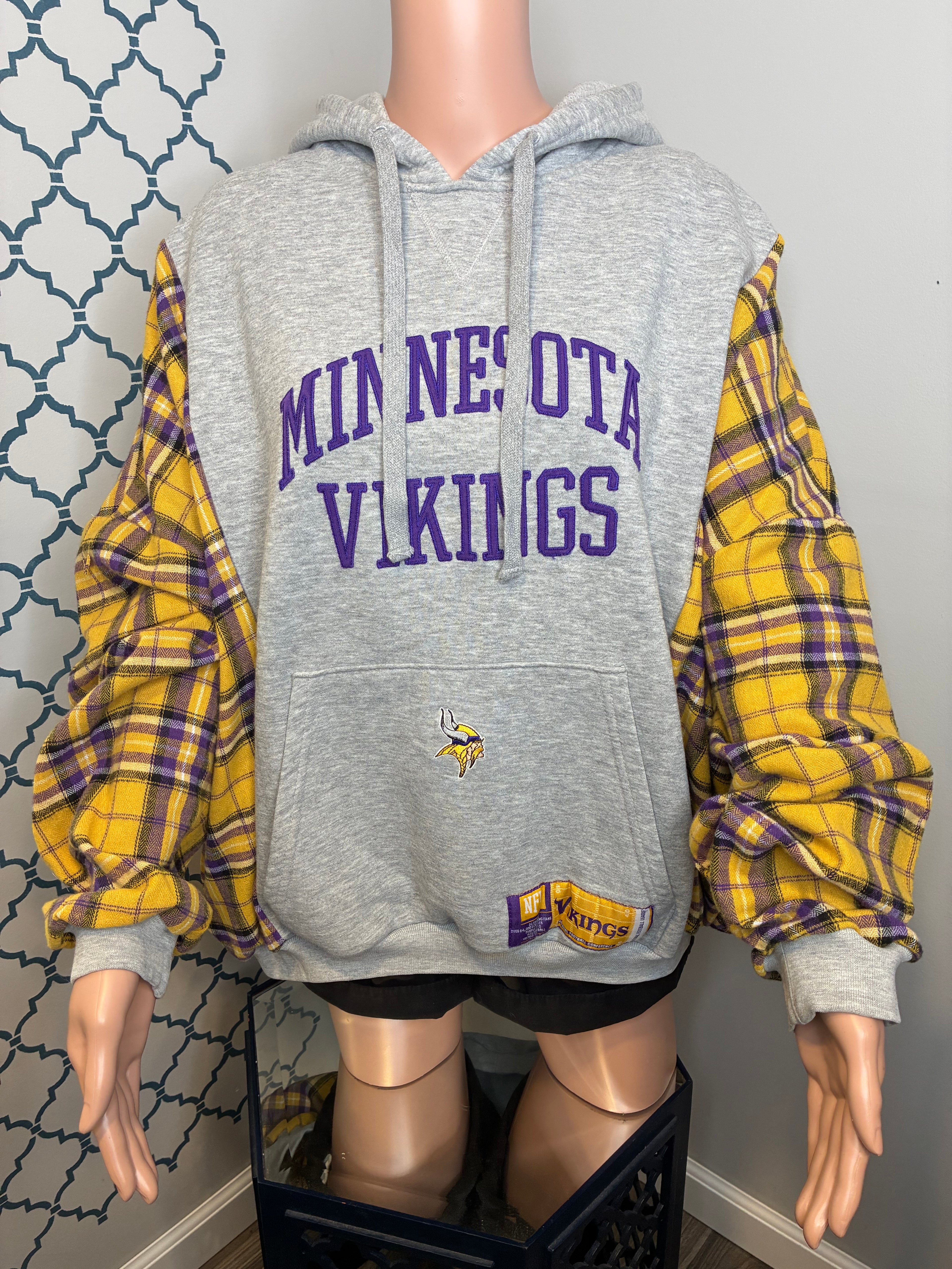 Sports Fan Hoodie (L-XXL) (SOLD)