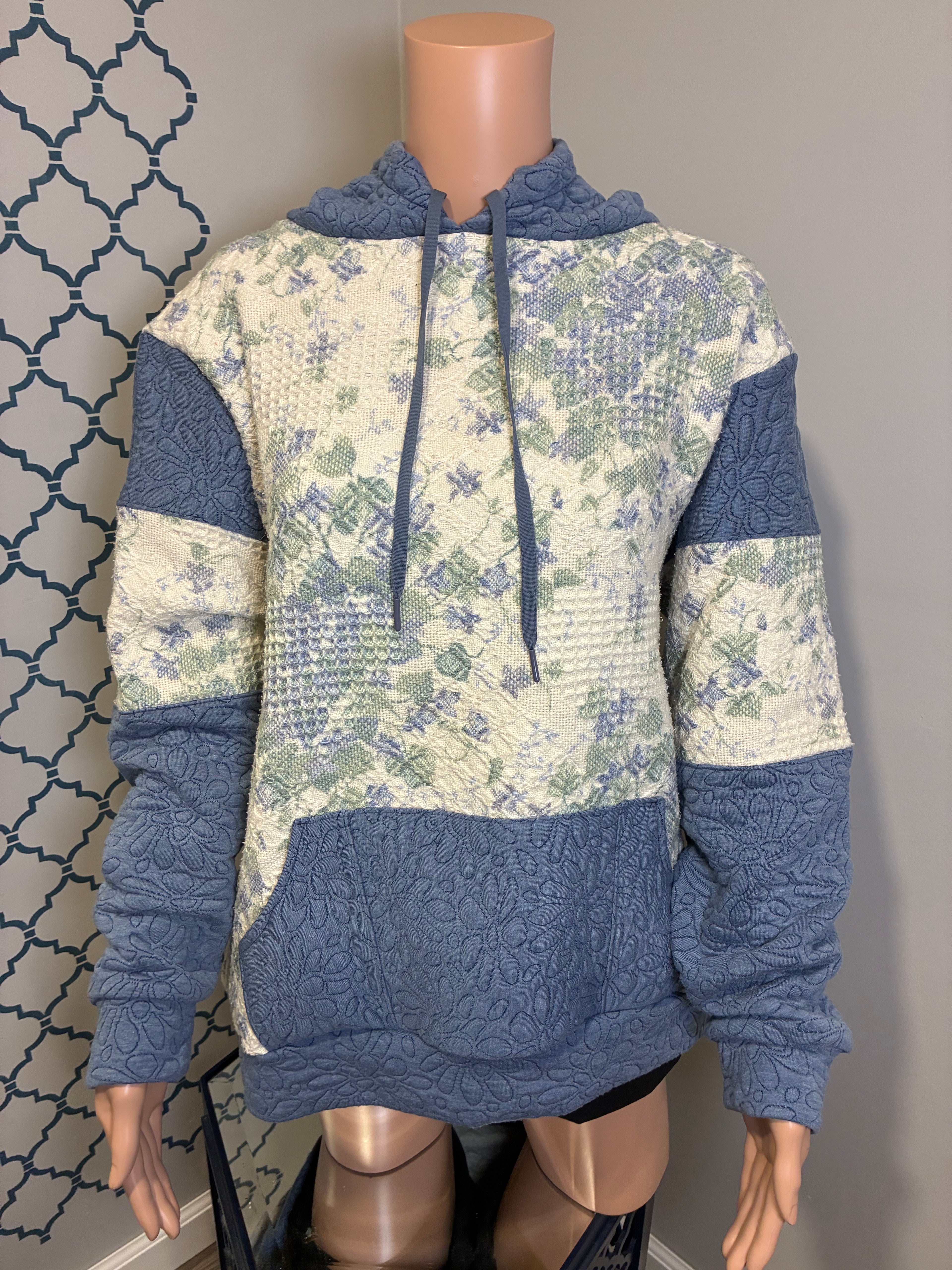 Blue blanket Sweatshirt (M)