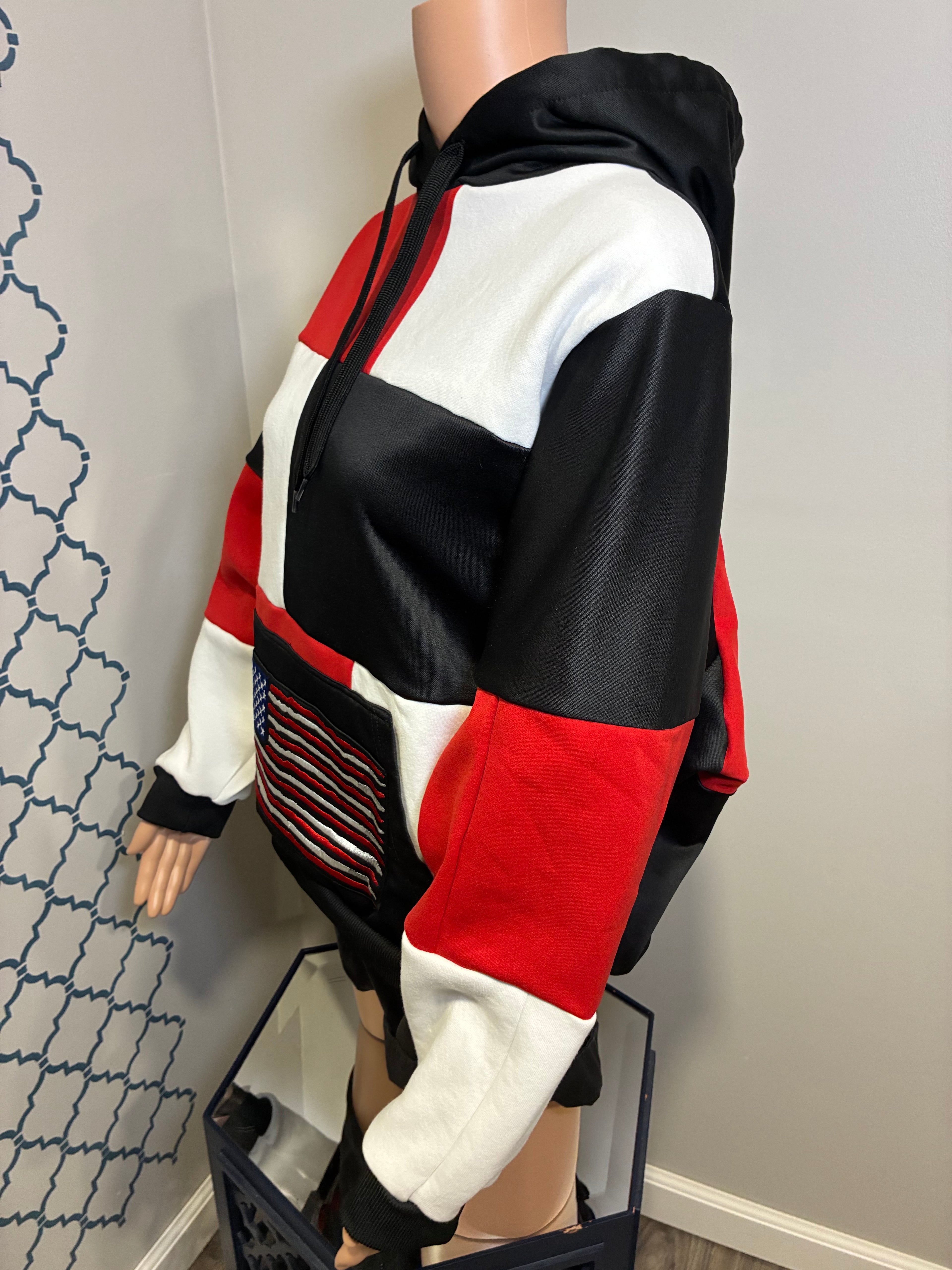 American Flag Hoodie (L)