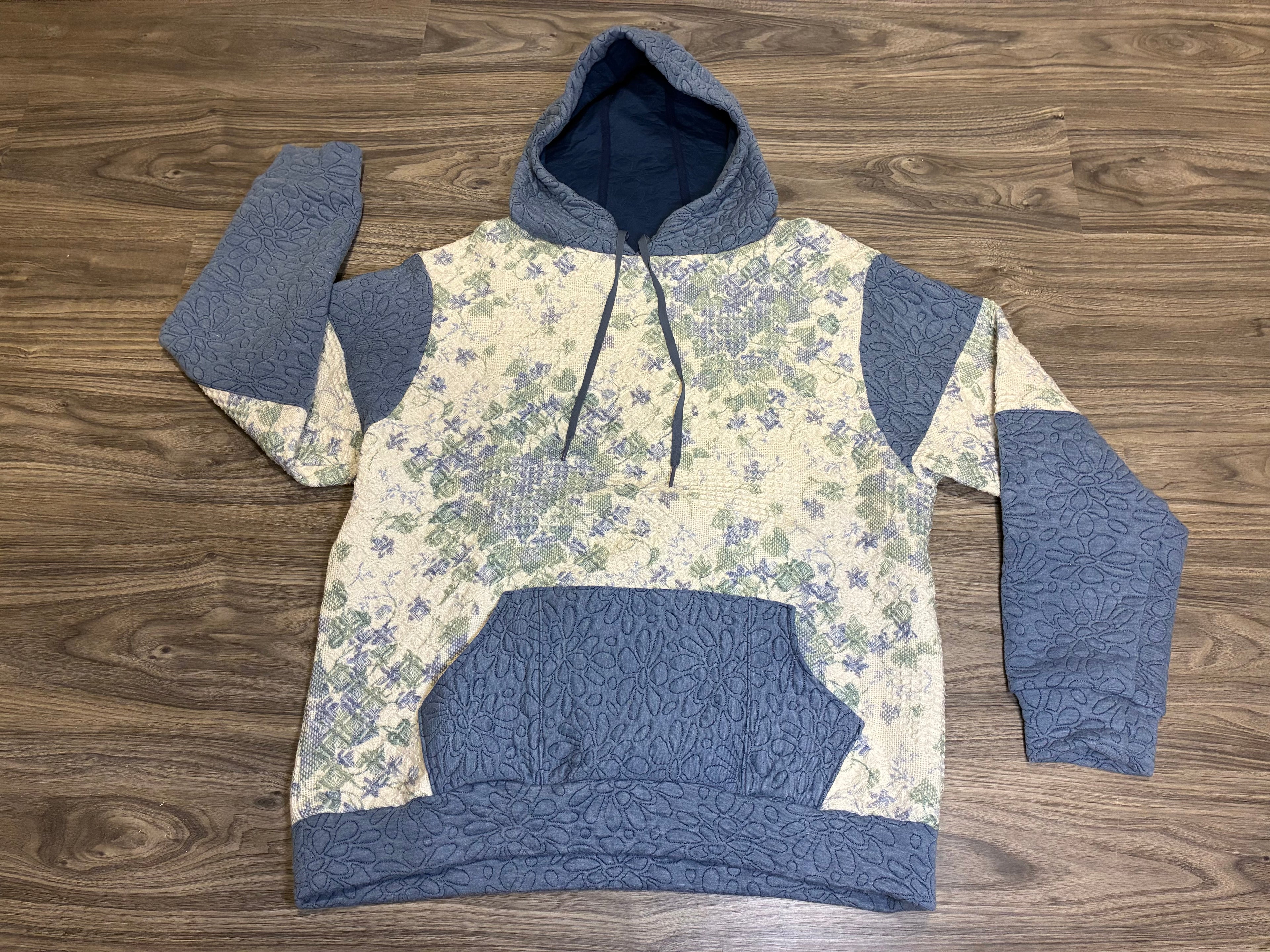 Blue blanket Sweatshirt (M)
