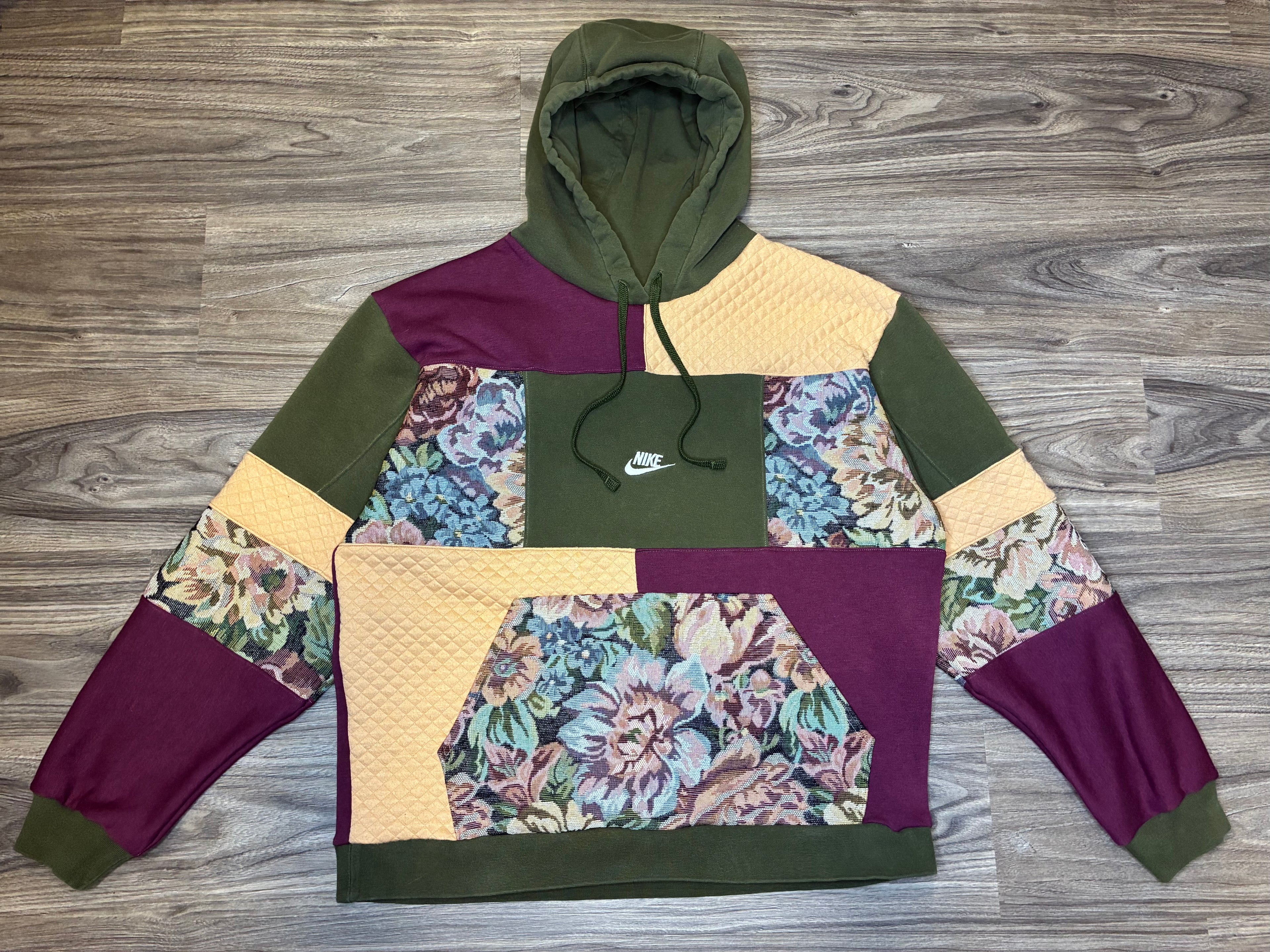 Wine and Spice Hoodie (L)