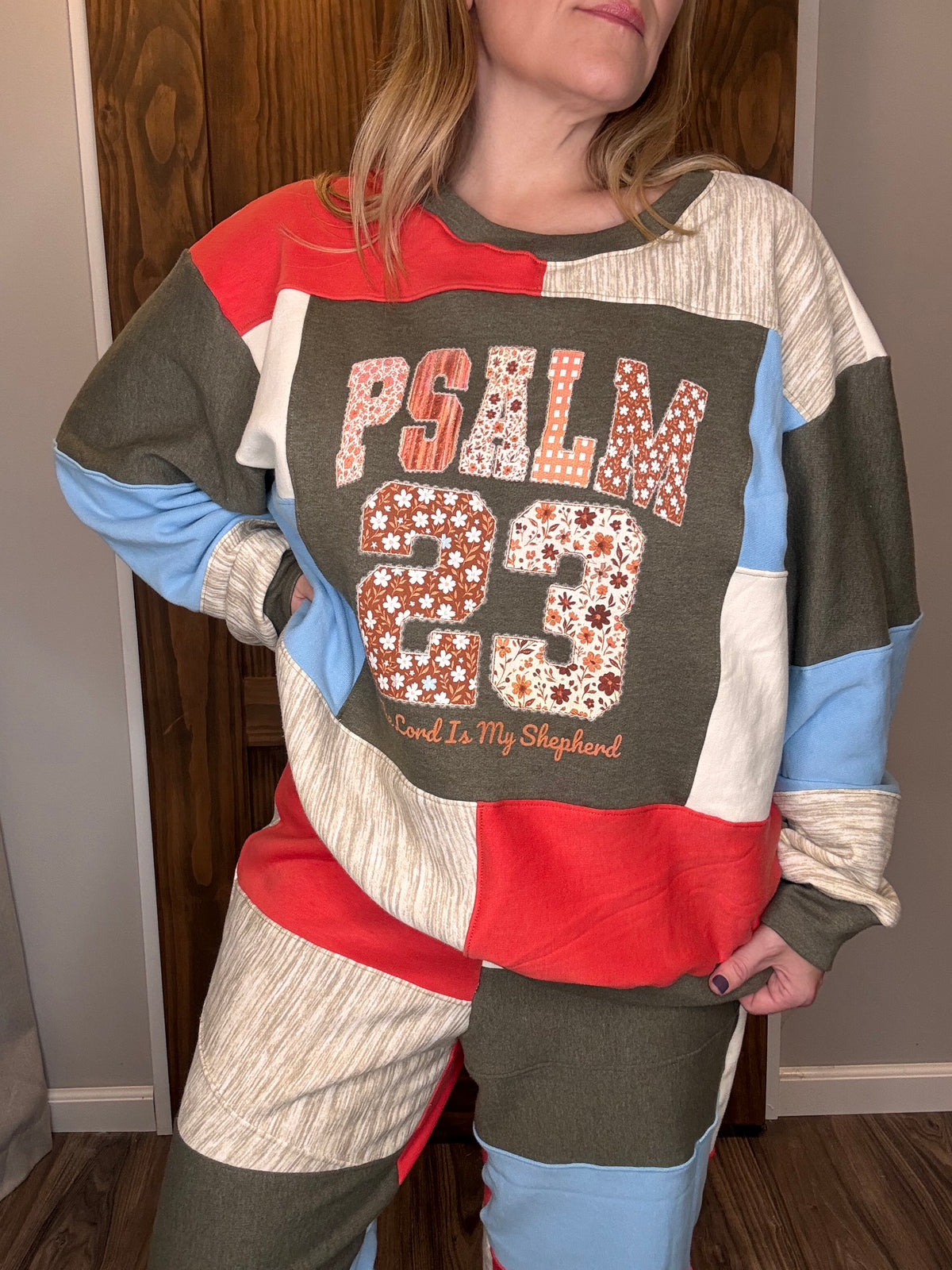 Psalm sweatsuit (Lg)