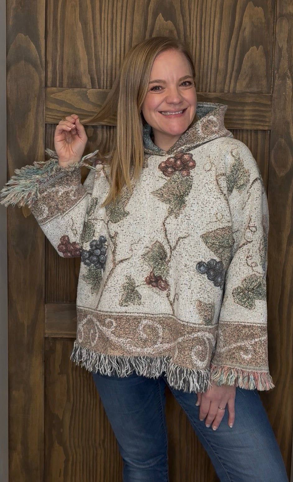 Grape Vine Hooded Pullover Sweater (M)