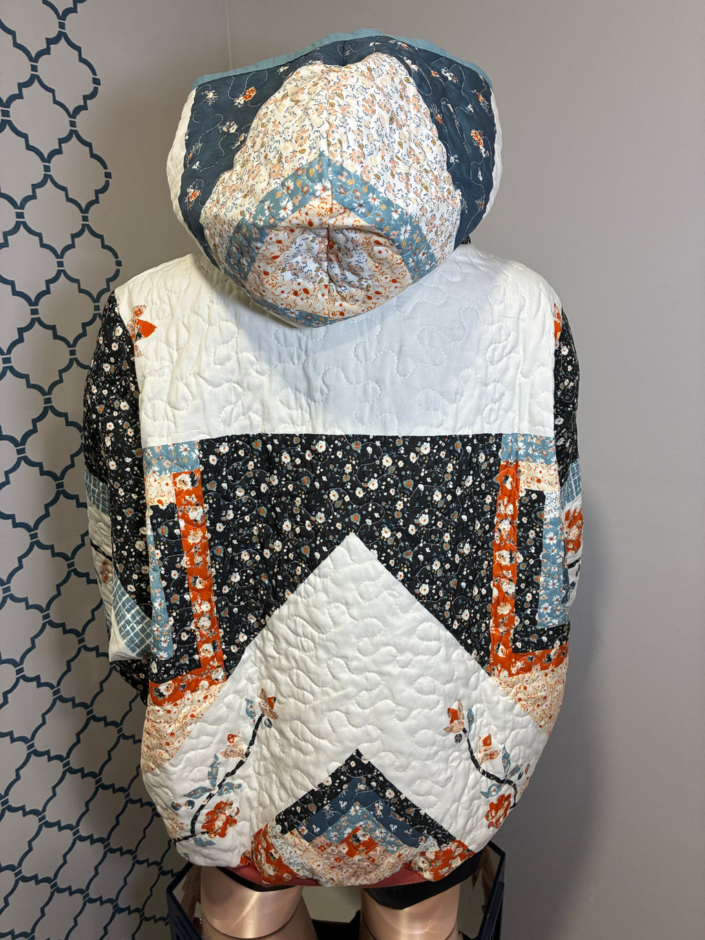 Quilted Comfort Side Pocket Sweatshirt (L) (SOLD)