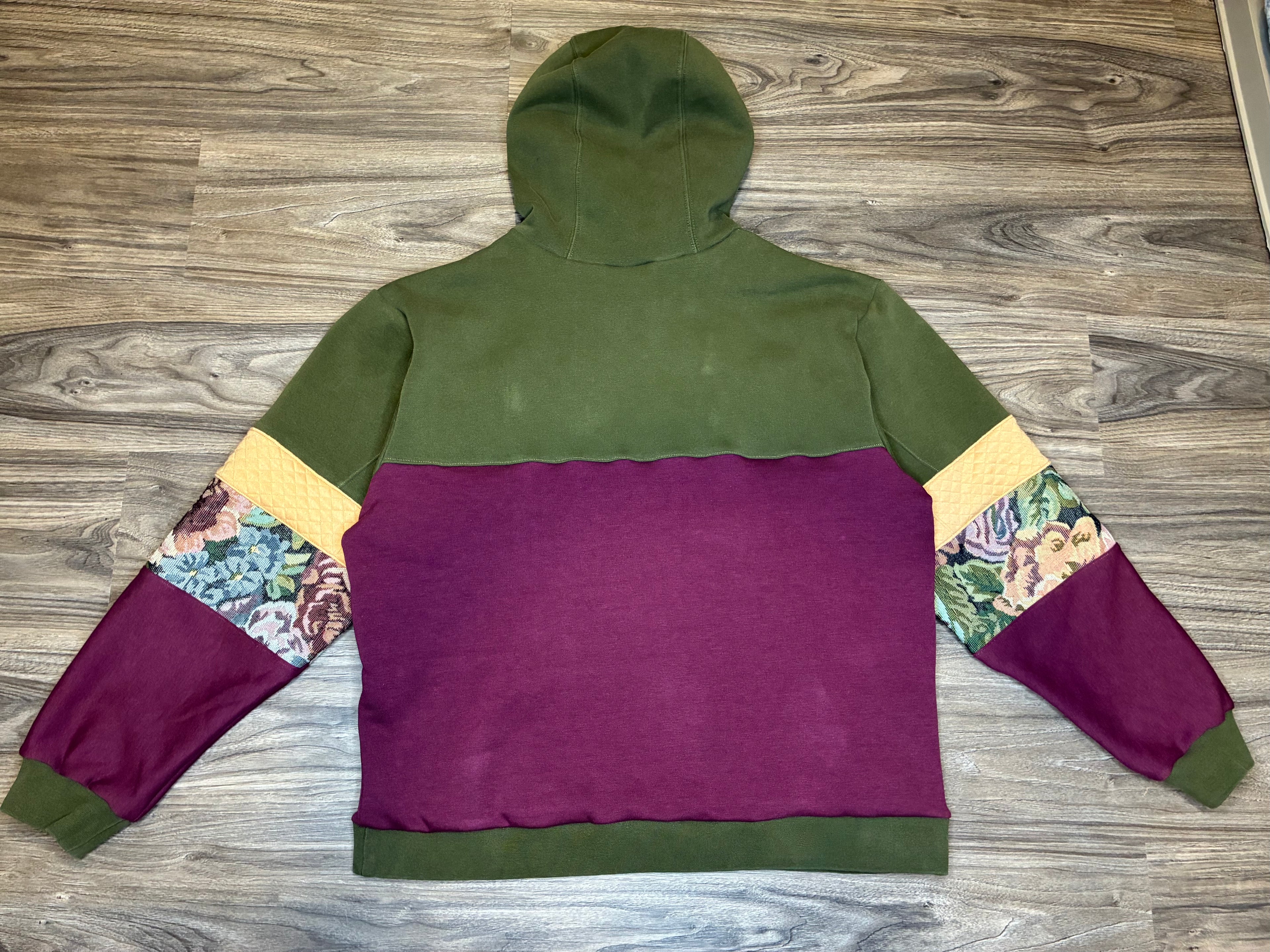 Wine and Spice Hoodie (L)