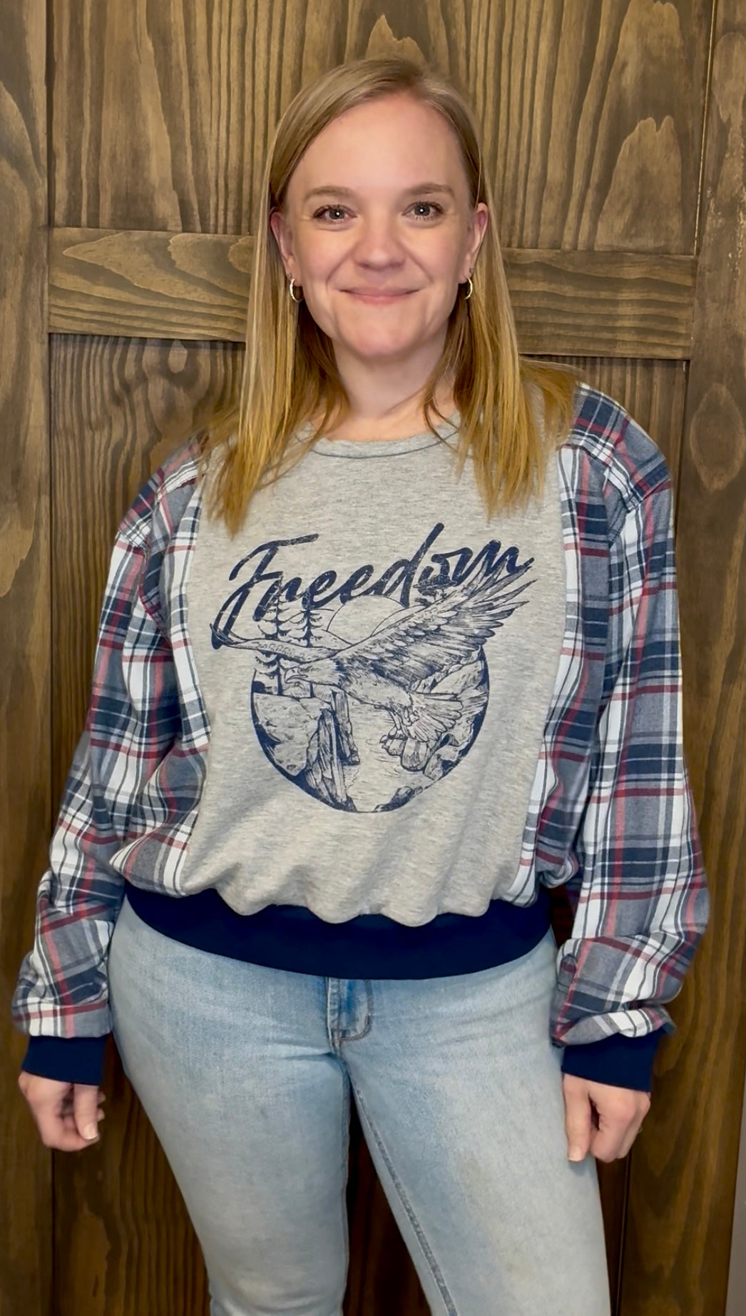 Freedom Cropped Crewneck (M)