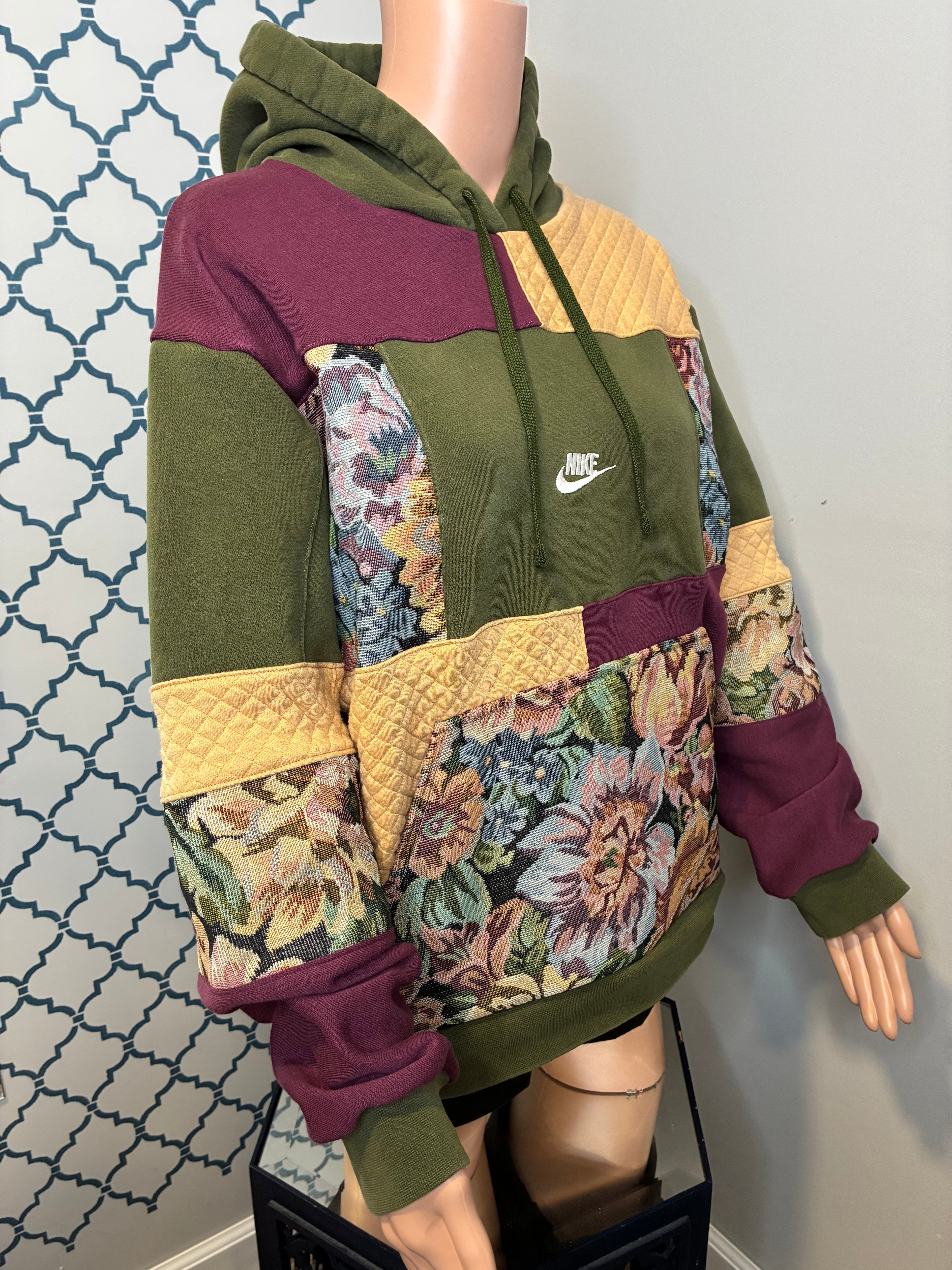 Wine and Spice Hoodie (L)