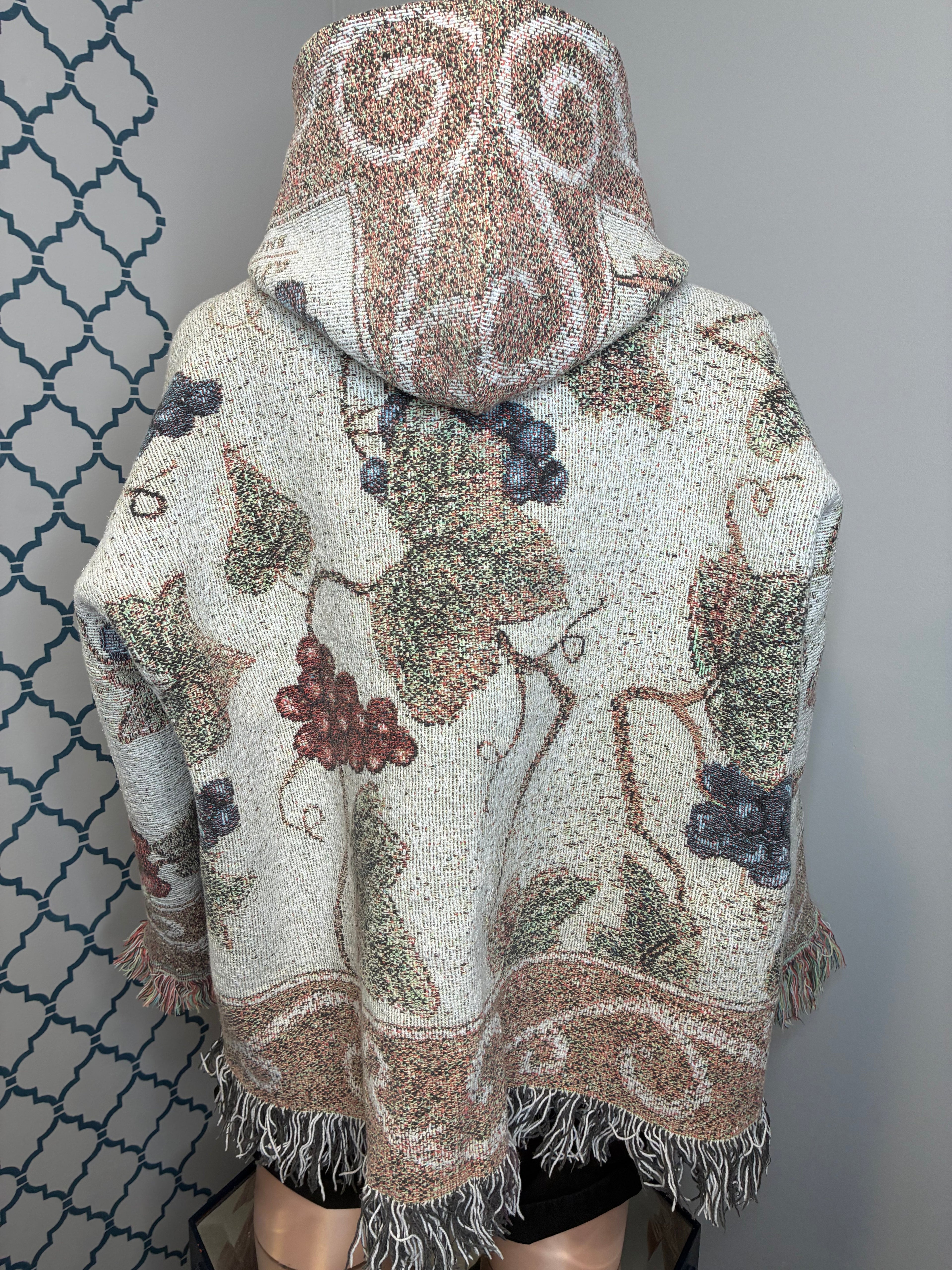 Grape Vine Hooded Pullover Sweater (M)